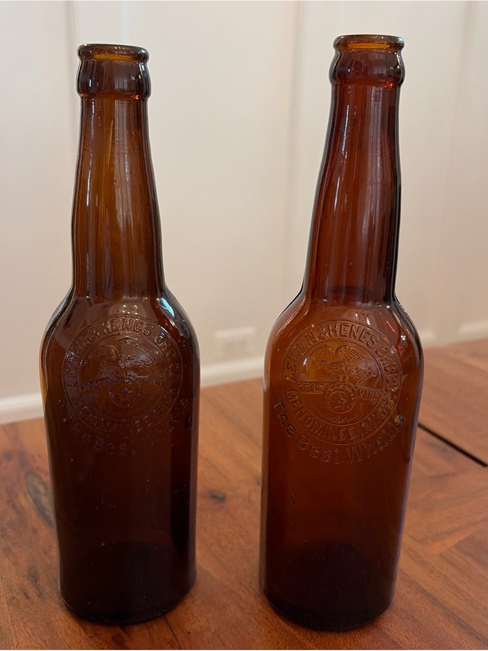 Two Antique Leisen & Henes Menominee MI Beer Bottles Pre-Pro WF&S Cream City